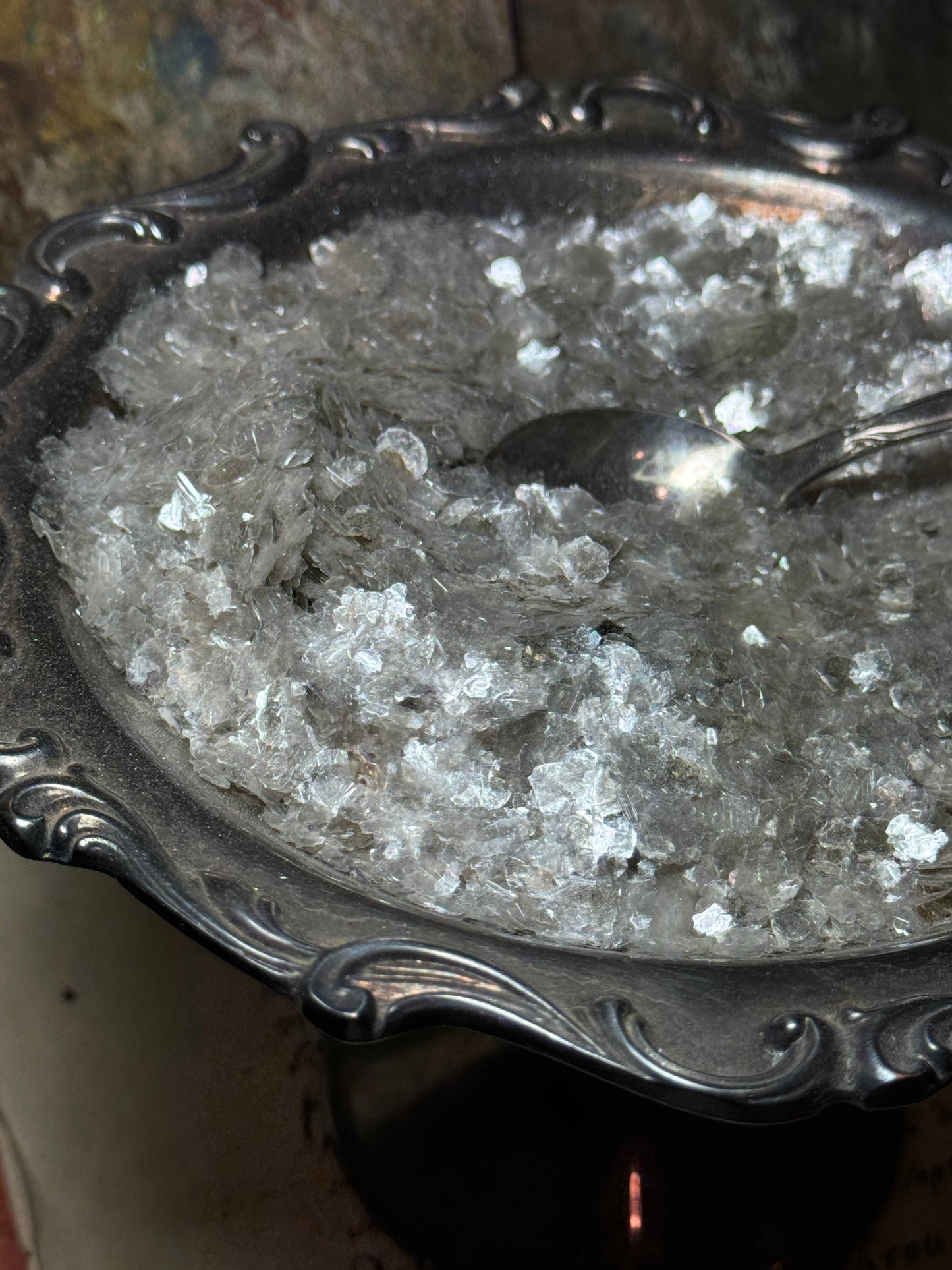 Silver/White - Natural Mica Flakes - 1 lb