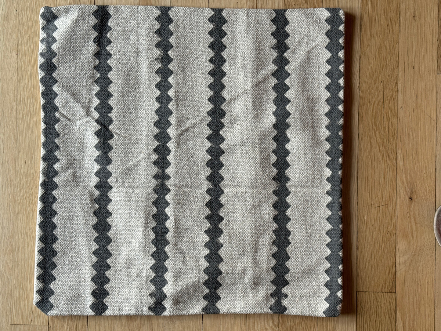Dhurrie Pillow Cover 18" x 18"