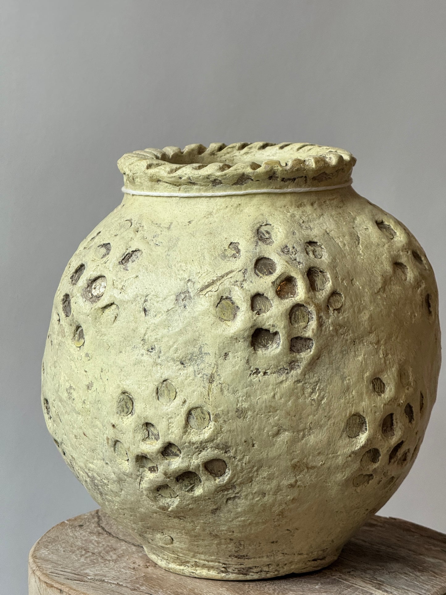 T005 Paper Mache Pot