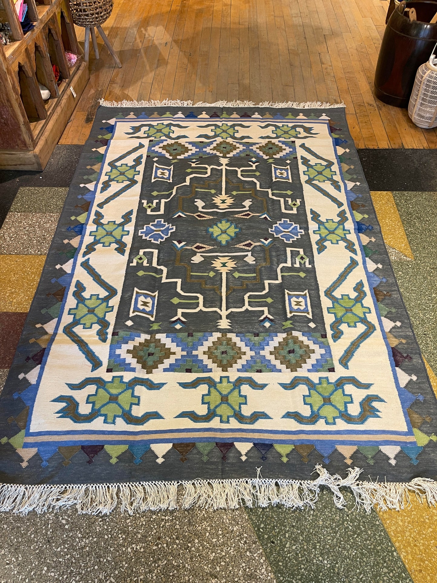 #9 Handwoven Cotton Rug 4' x 6
