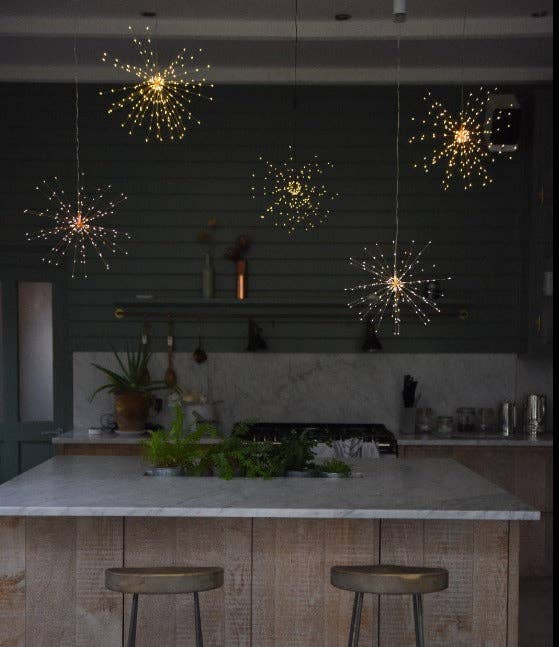 Hanging Starburst - Plug In 20" Diameter: Copper