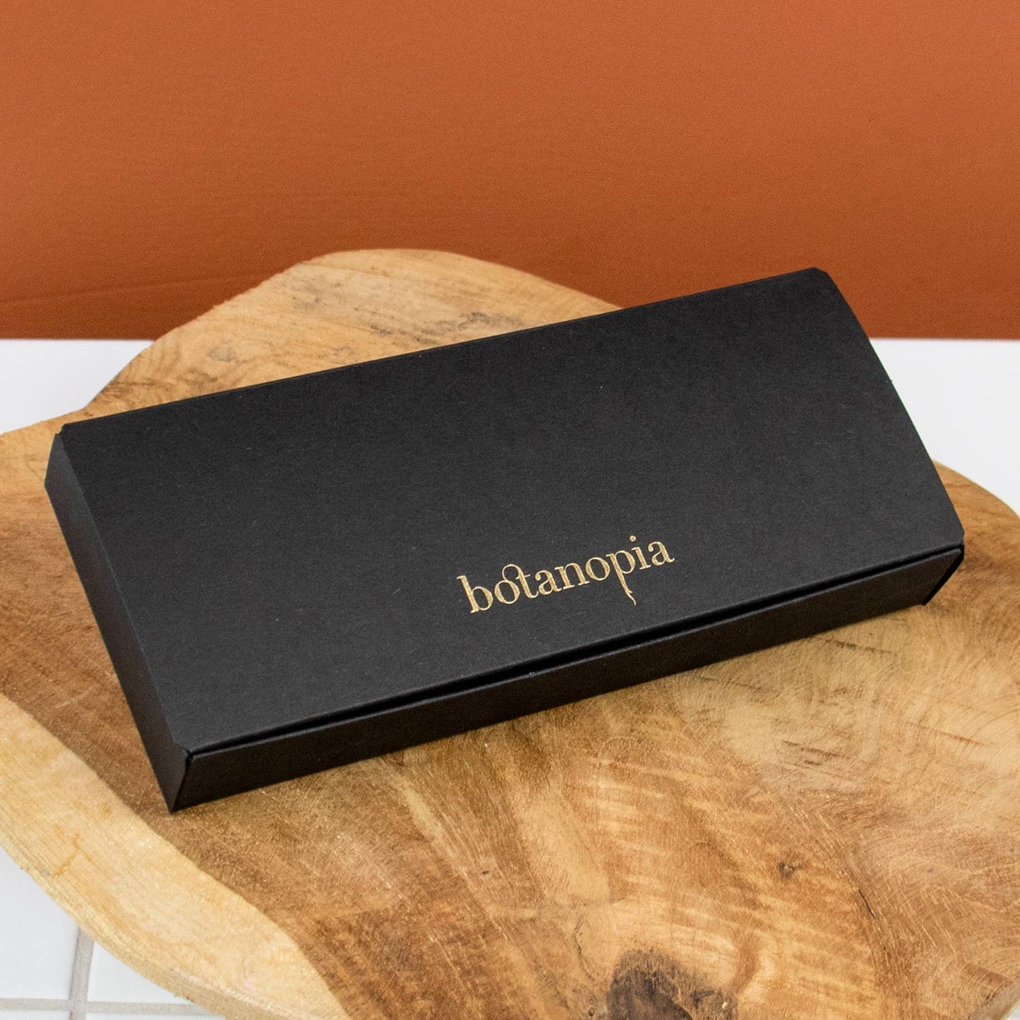 Eucalyptus flowers embroidered brooch