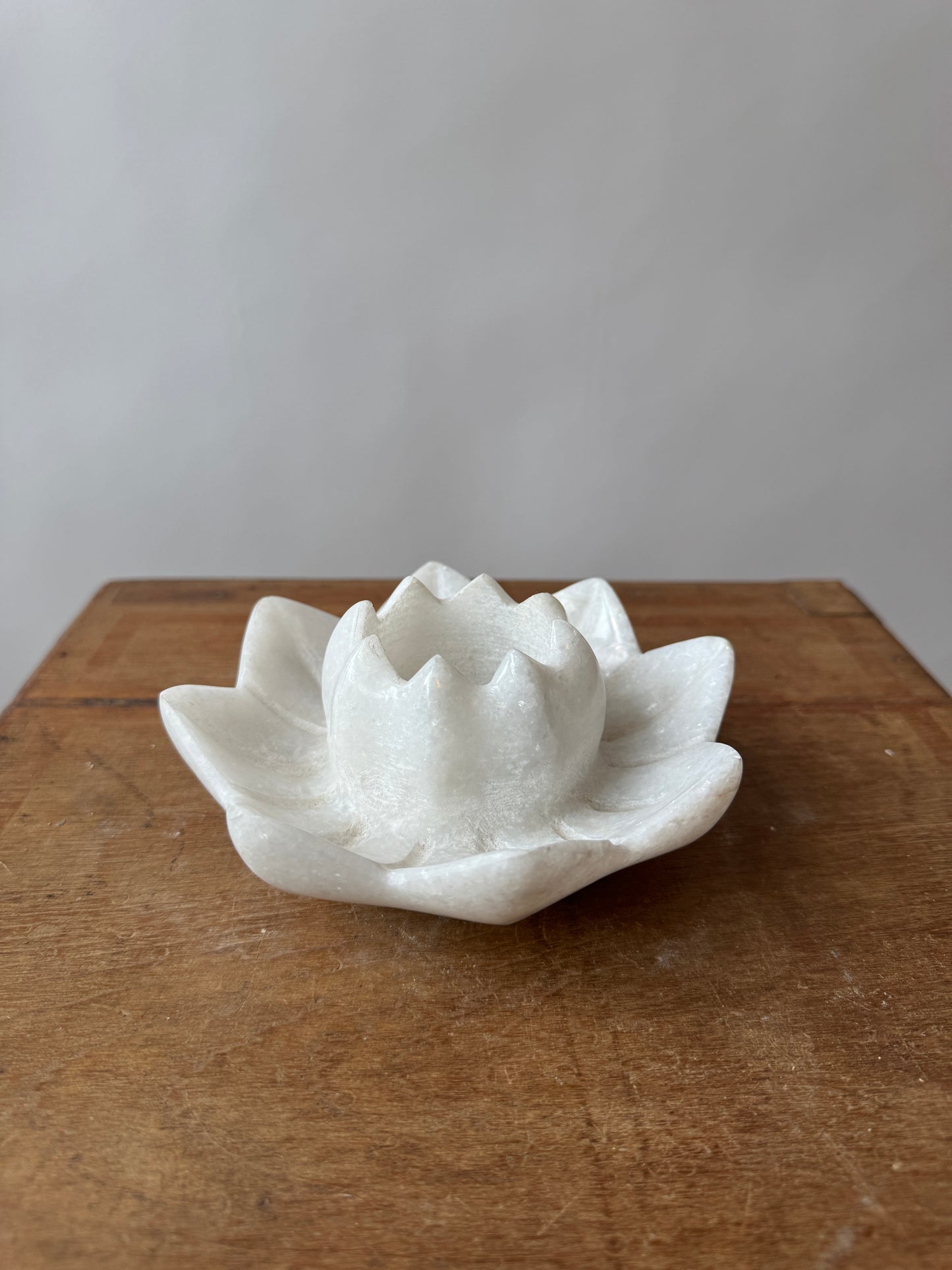 Marble Lotus Candle Holder