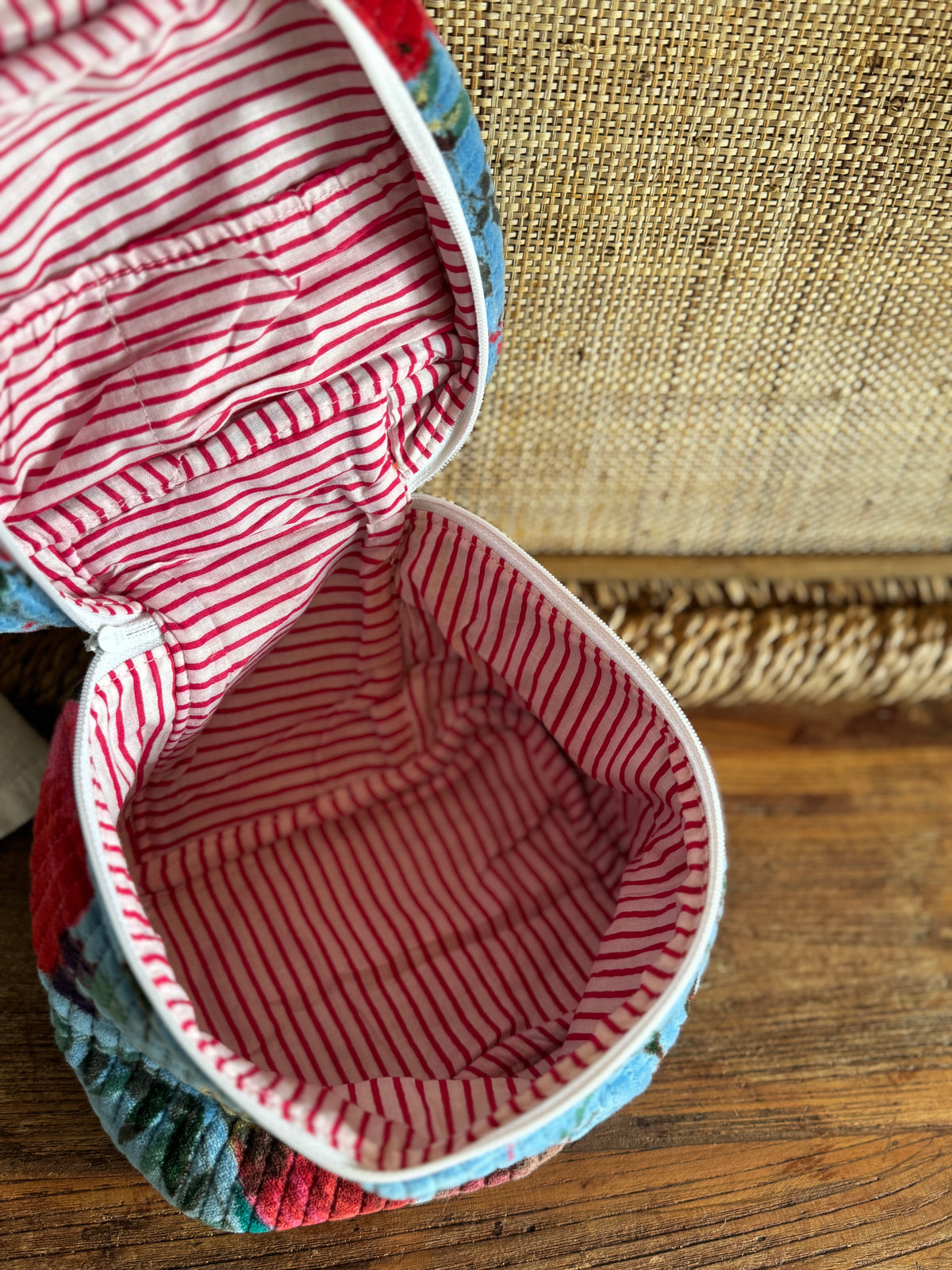Velvet Makeup Pouch With Handle