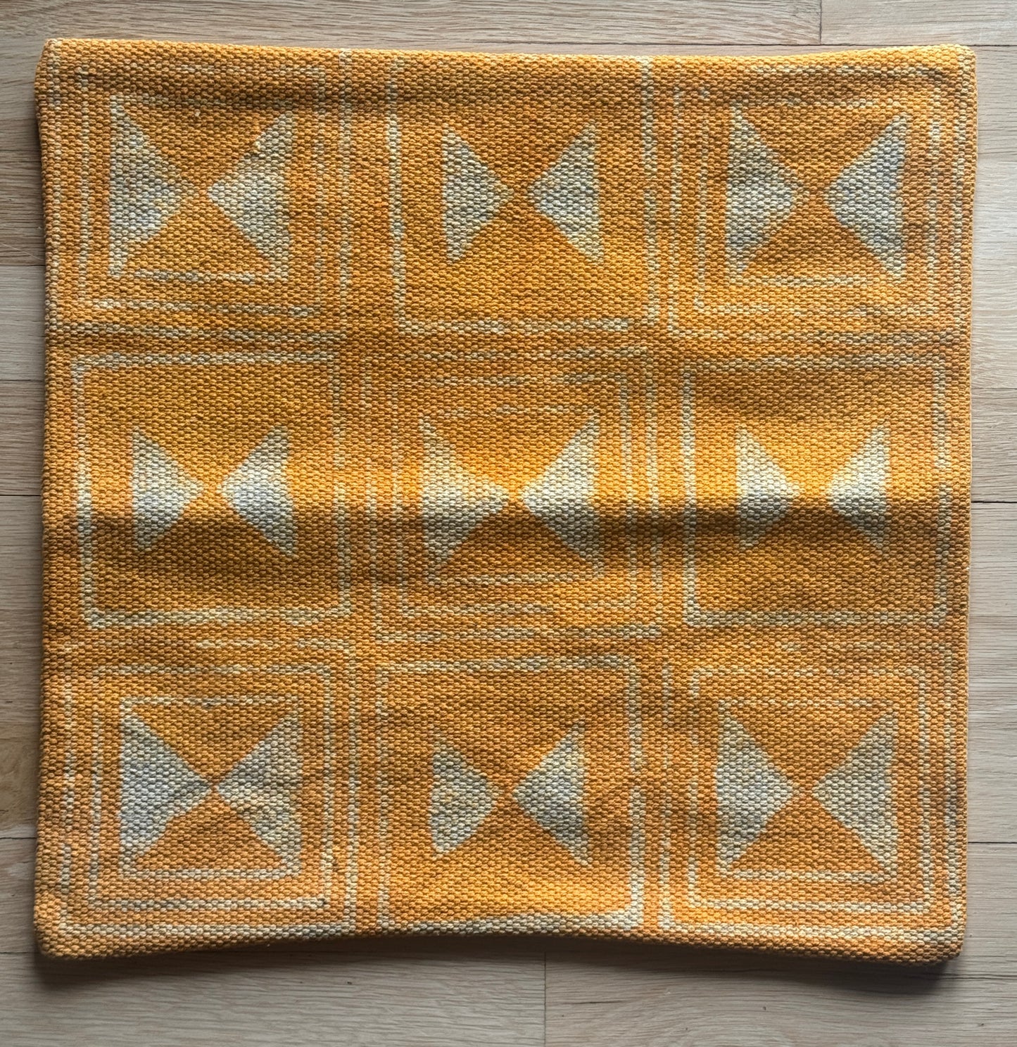 Dhurrie Pillow Cover 18" x 18"