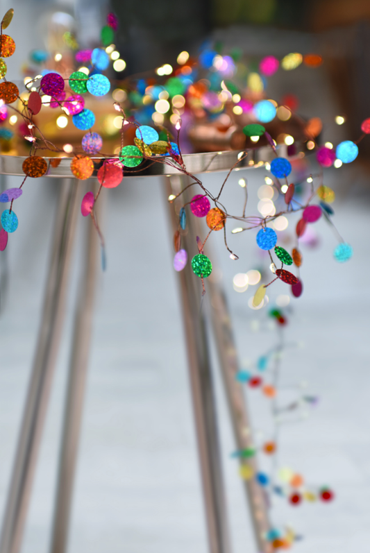 Confetti Lights: Mains