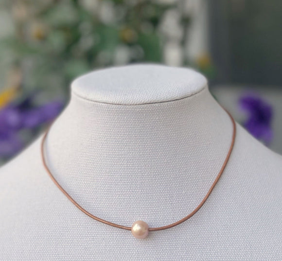 Bronze Leather & Champagne Pearl necklace