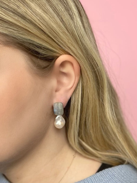 Labradorite & Large Pearl Earring