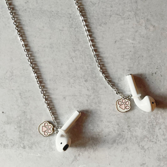 AirPod Neck Chain & Cat Paw Charm