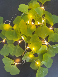 10 Ft Leaf Light Up Vines